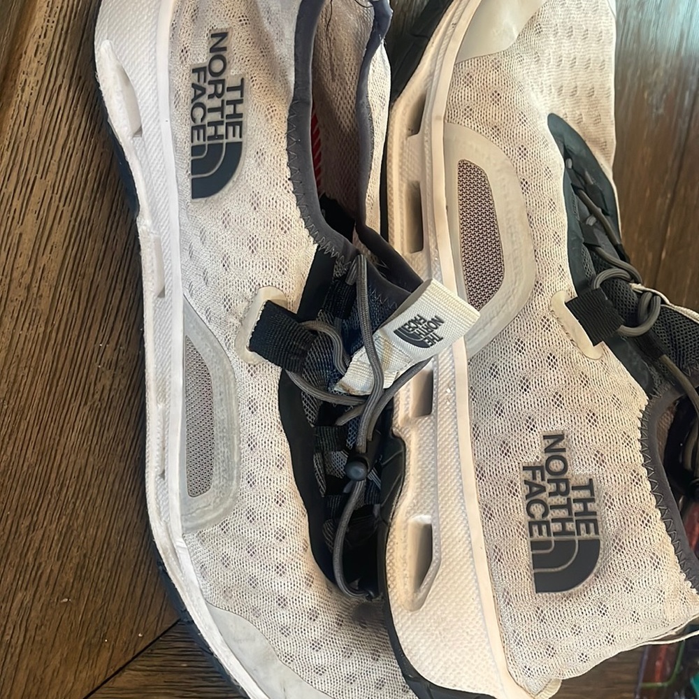 Men’s north face shoes
